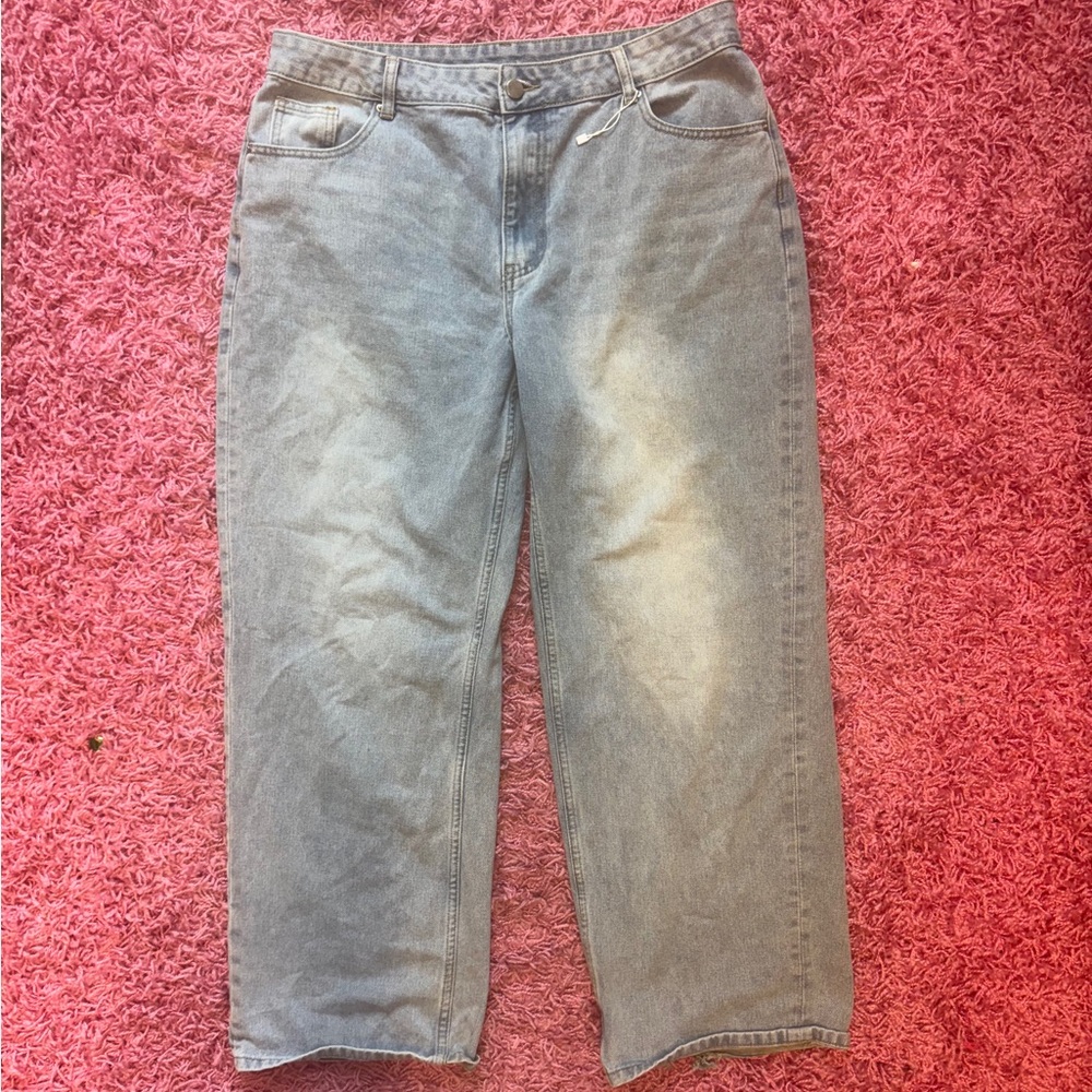 Amazon Relaxed Blue Jeans with Timeless Style